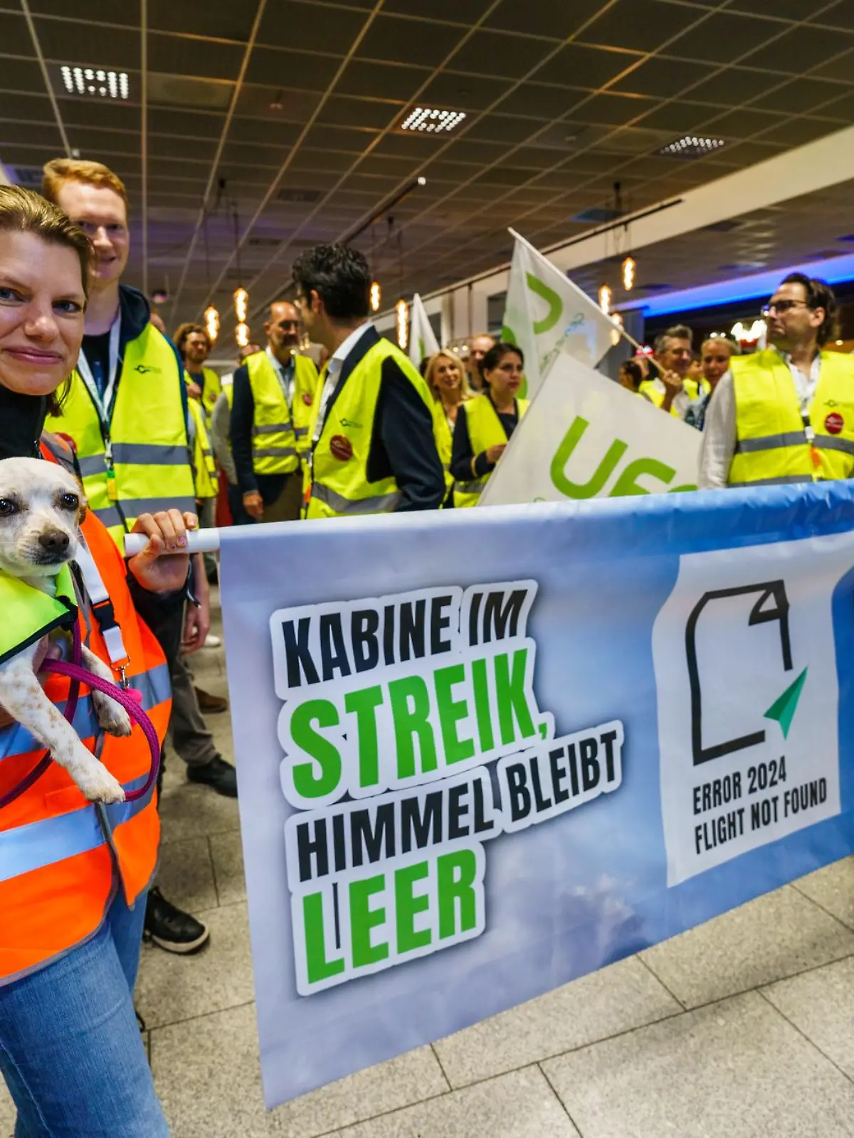 Bild zu: "Fluggäste aufgepasst! Am Wochenende drohen weiter Streiks"