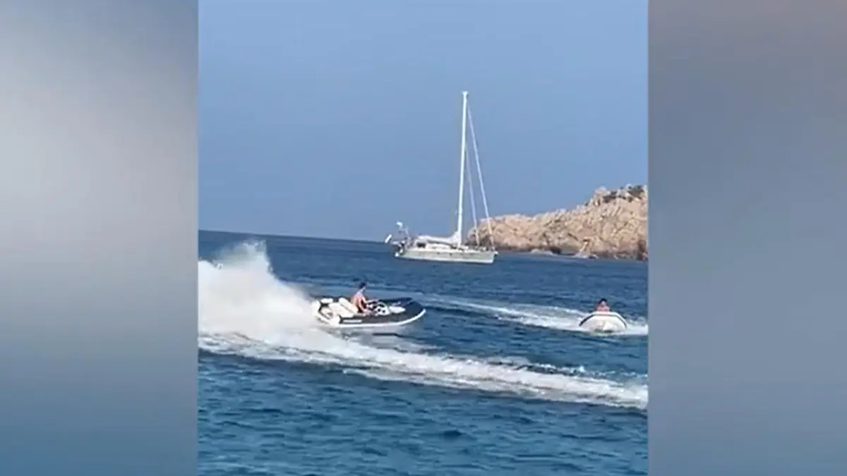 La Luna dinghy rams another boat just hours before the fatal accident