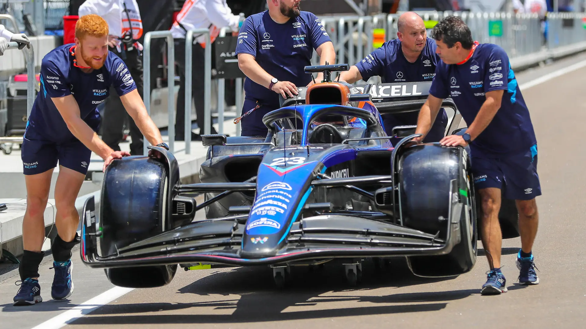 FORMULA 1 CRYPTO.COM MIAMI GRAND PRIX 2022 Miami International Autodrome, Miami, United States on 5 May 2022, Alex Albon 23 GBR, Williams FW43B car during the FORMULA 1 CRYPTO.COM MIAMI GRAND PRIX 2022, Phil Duncan Editorial Use Only PUBLICATIONxNOTxINxUK Copyright: xPhilxDuncanx ESM-0457-0004
