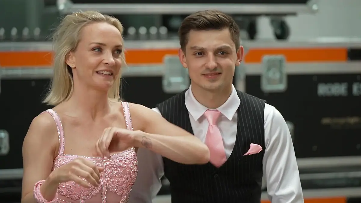Janin Ullmann: "Hab den Jungs ab und zu eine mitgegeben" Prügelattacken bei "Let's Dance"