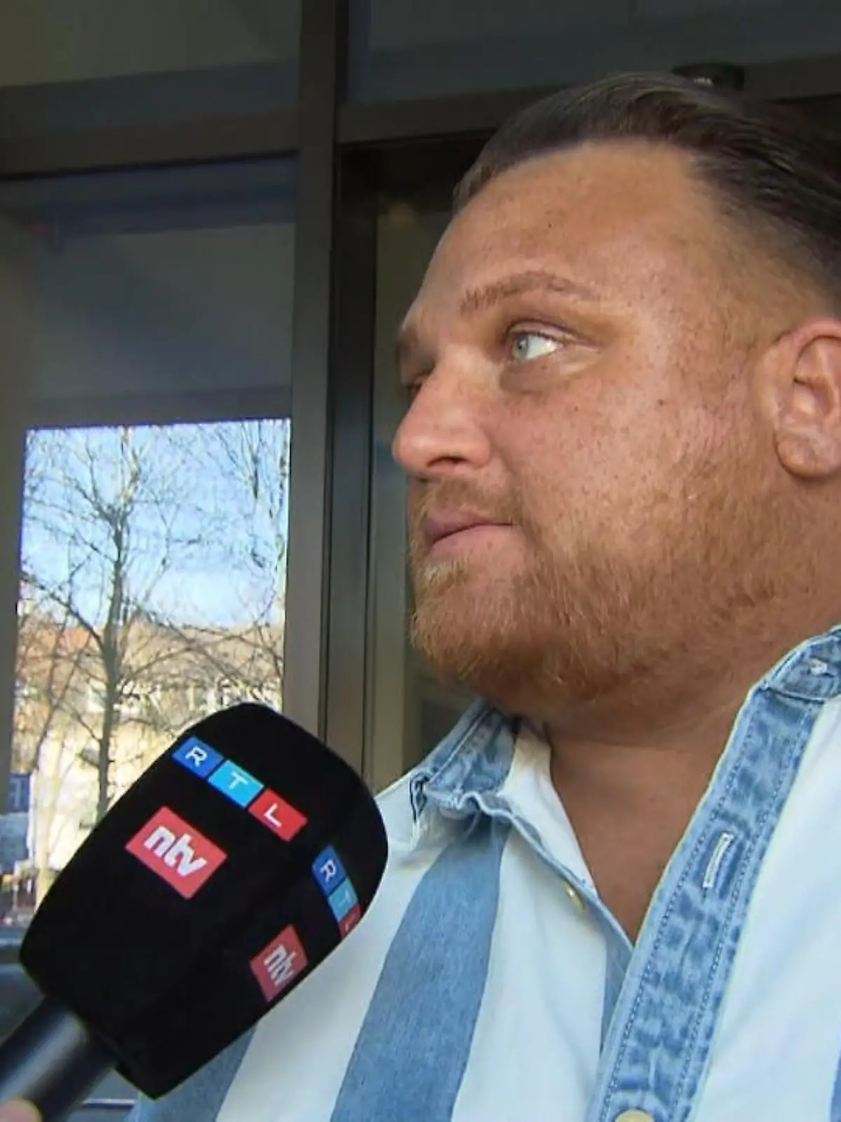 Bild zu: "Menowin Fröhlich verurteilt! Sorge um seine 6 Kinder"