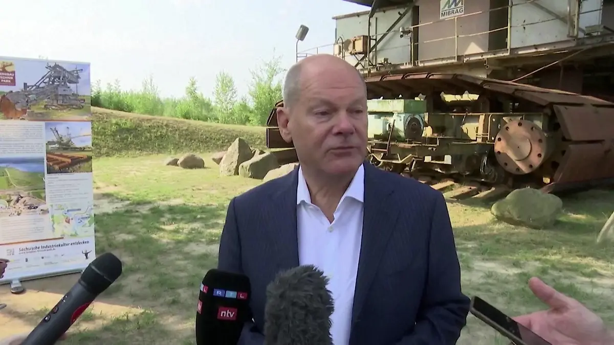 Scholz: Klares Zeichen an Straftäter! Regierung schiebt Straftäter nach Afghanistan ab