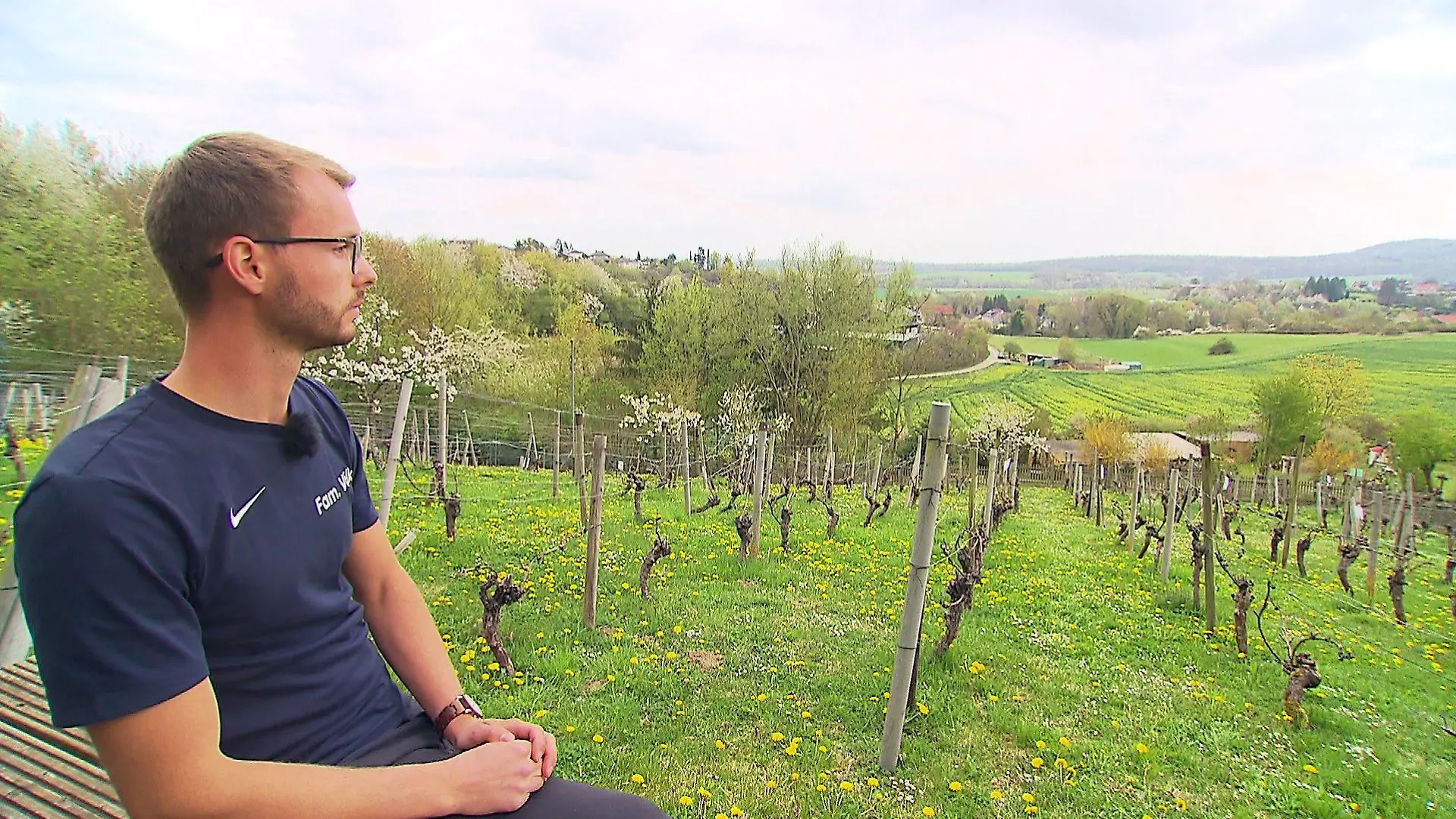 Weinbergpächter Simon (23)