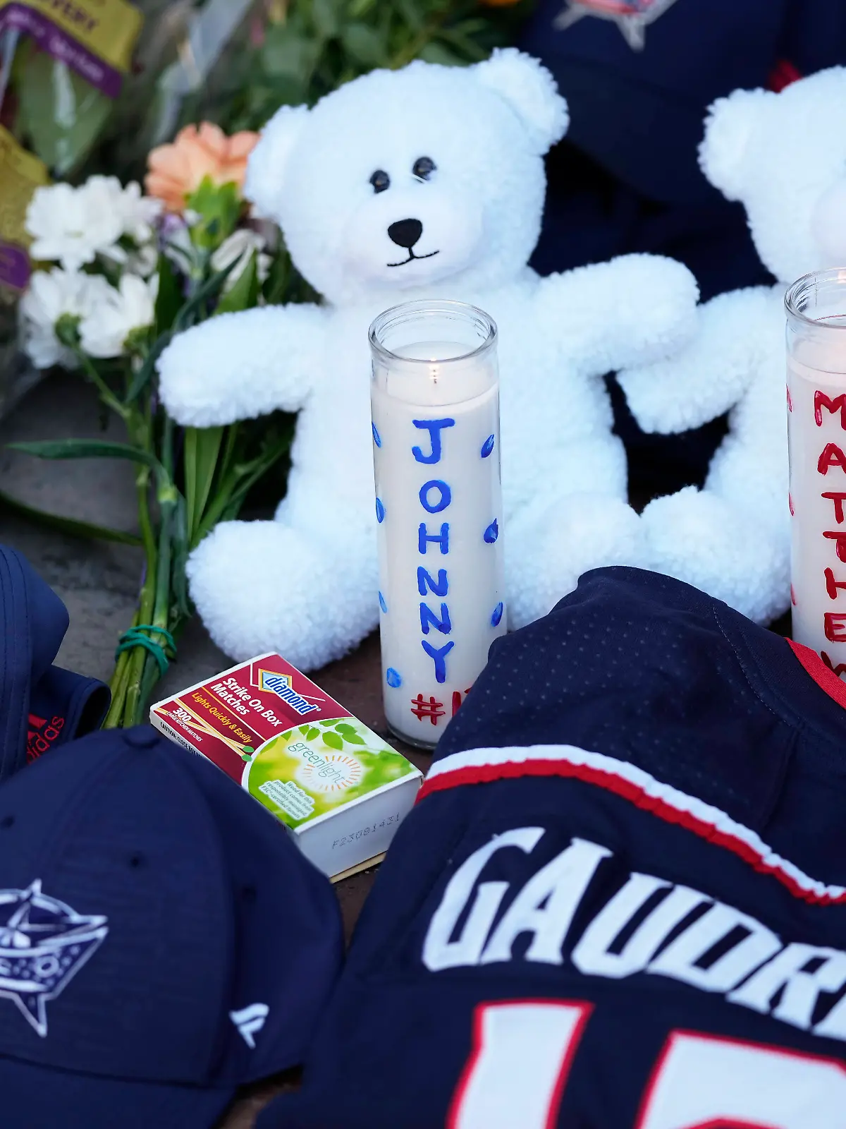 Gedenkstätte für die getöteten Johnny und Matthew Gaudreau 