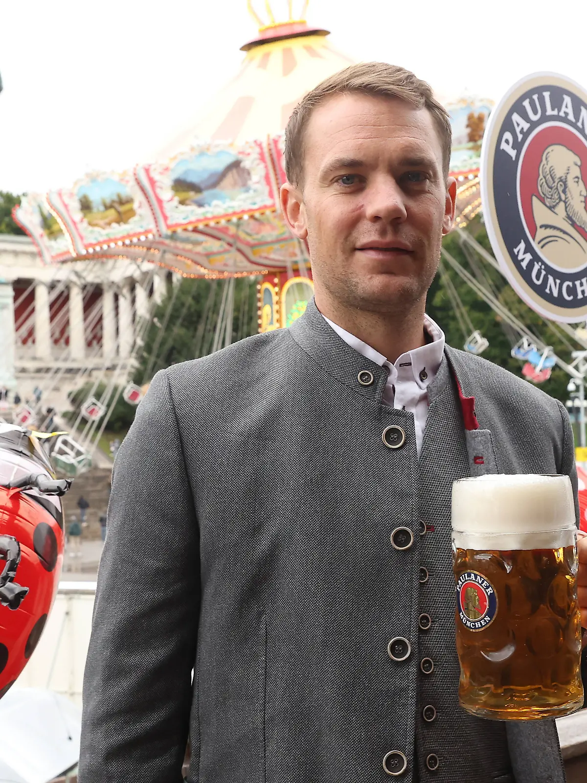 Manuel Neuer eröffnet ein Wirtshaus (Archivbild)