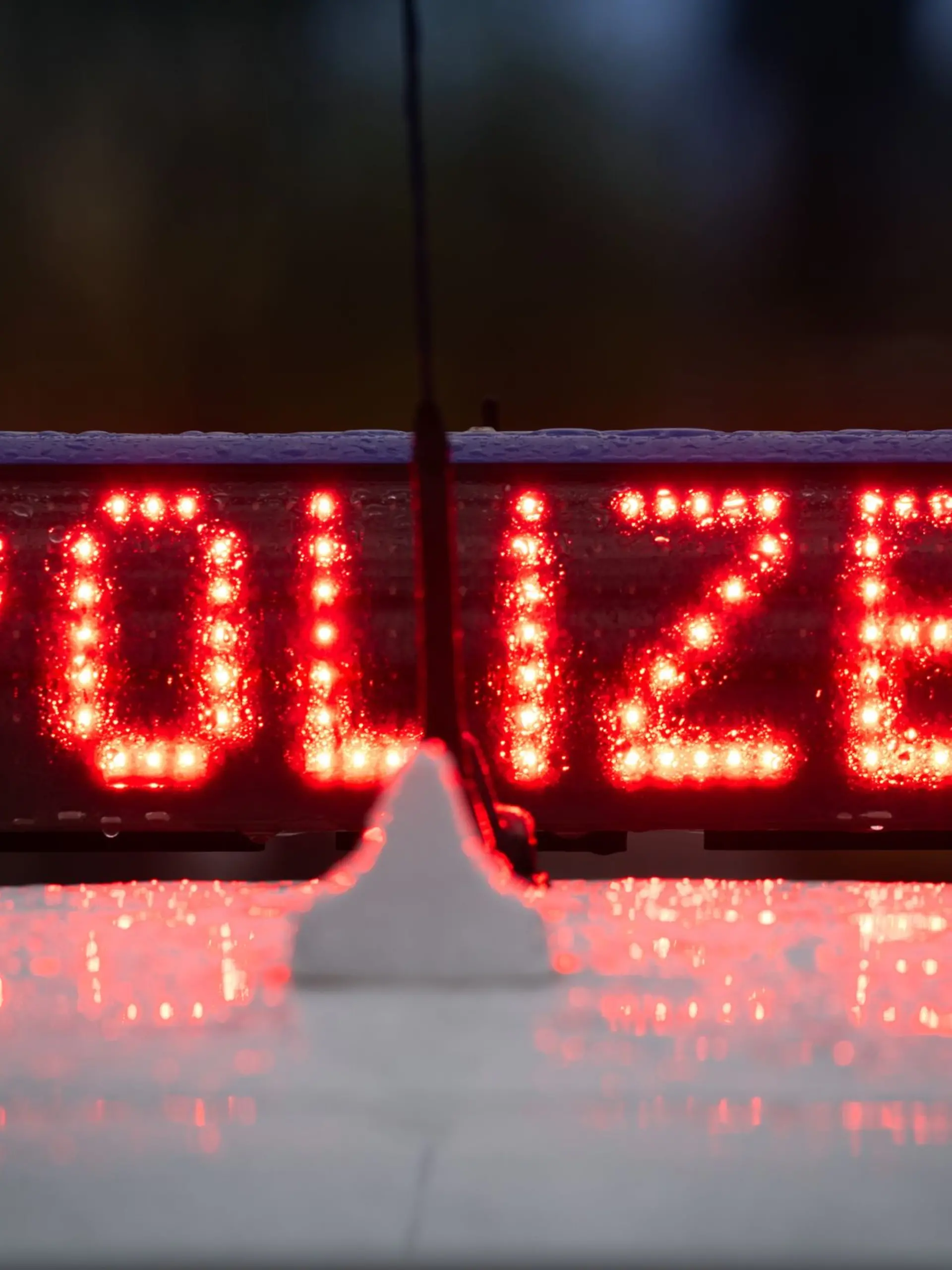 Bild zu: "Messer-Streit auf Autobahn - 20-Jähriger erstochen"