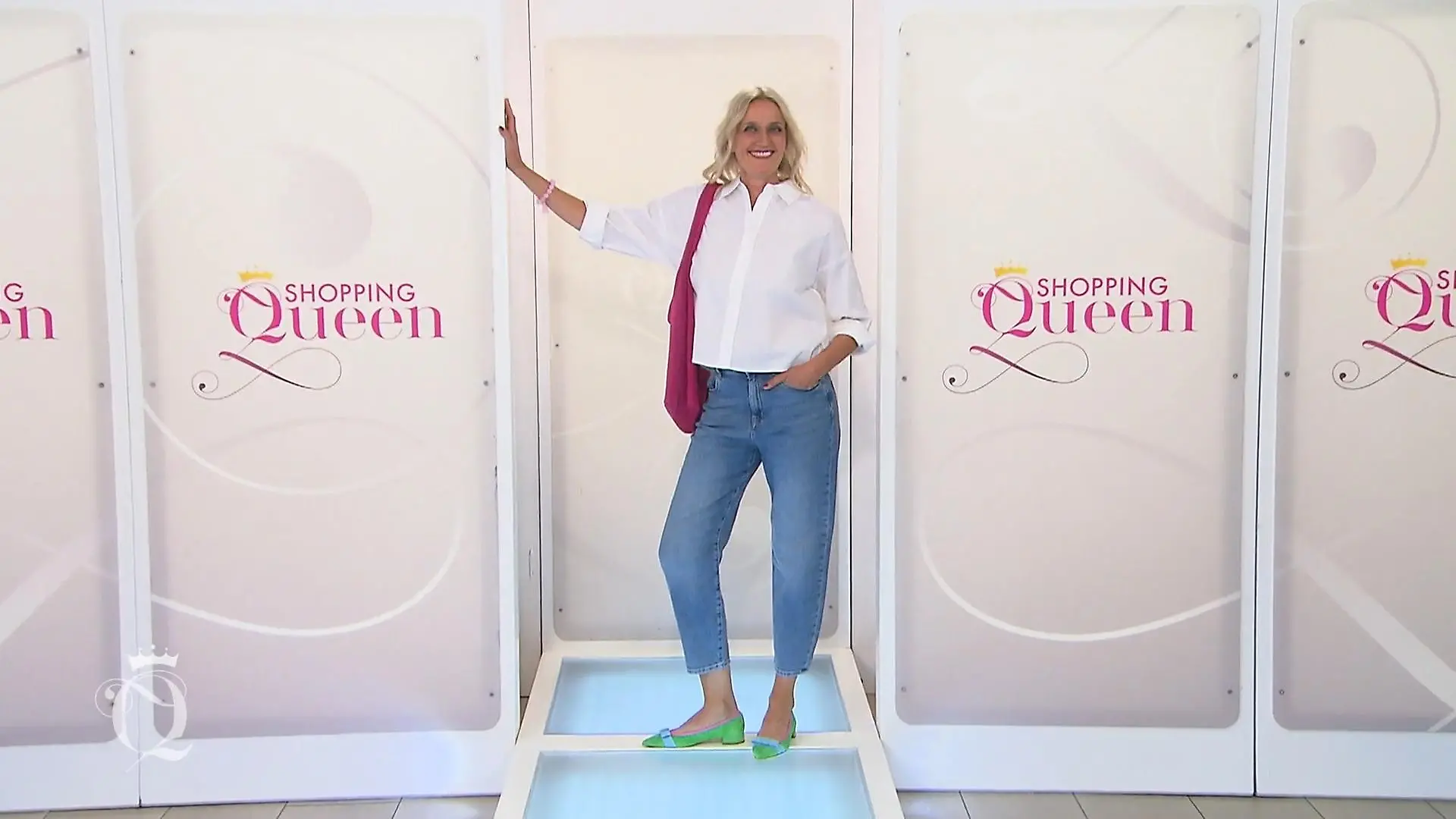 Manuela im "Jil Sander"-Look Ballerinas in klassisch