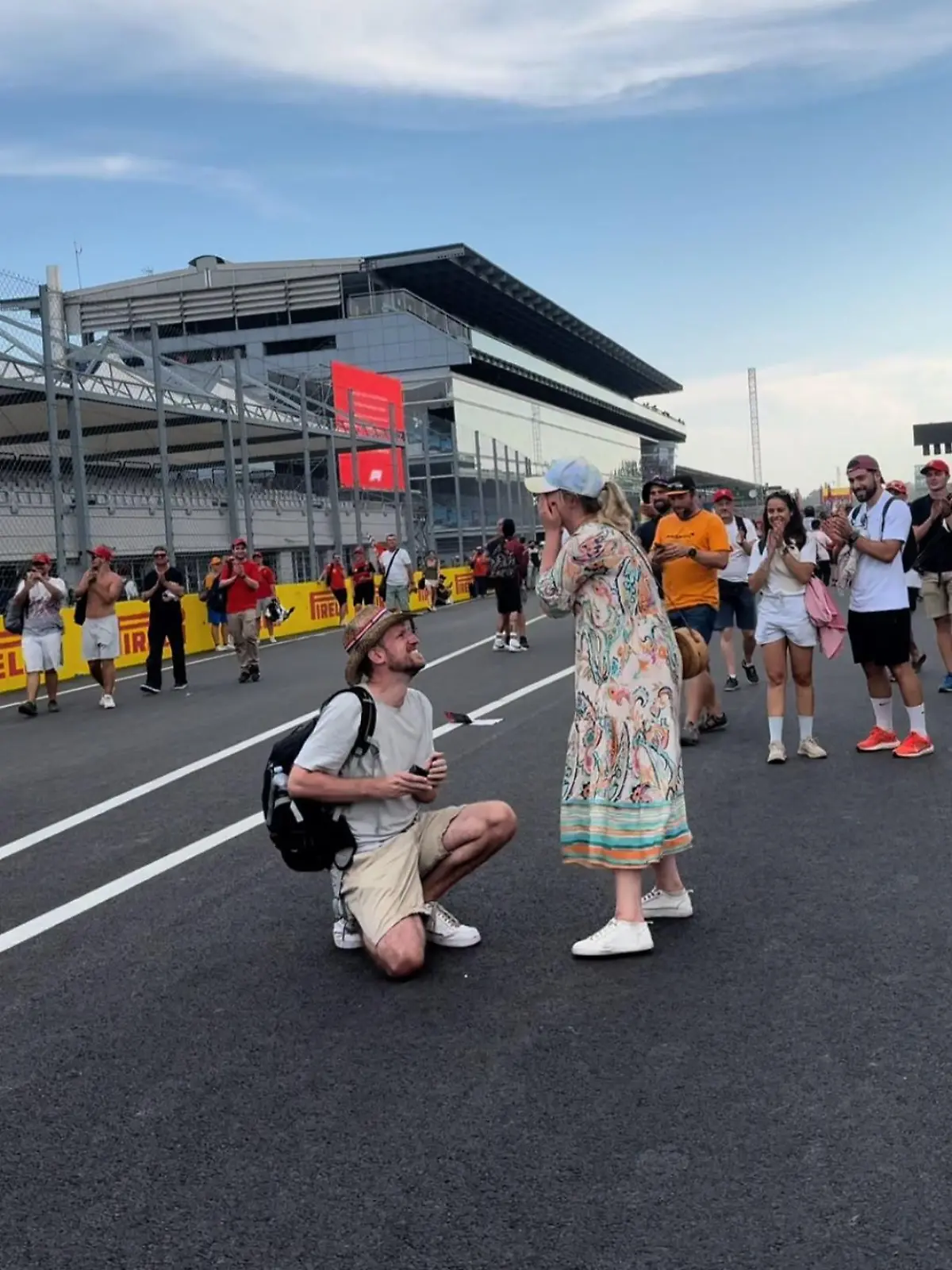 Bild zu: "Lisa und Malte rasen in Monza mit Vollgas ins Glück!"