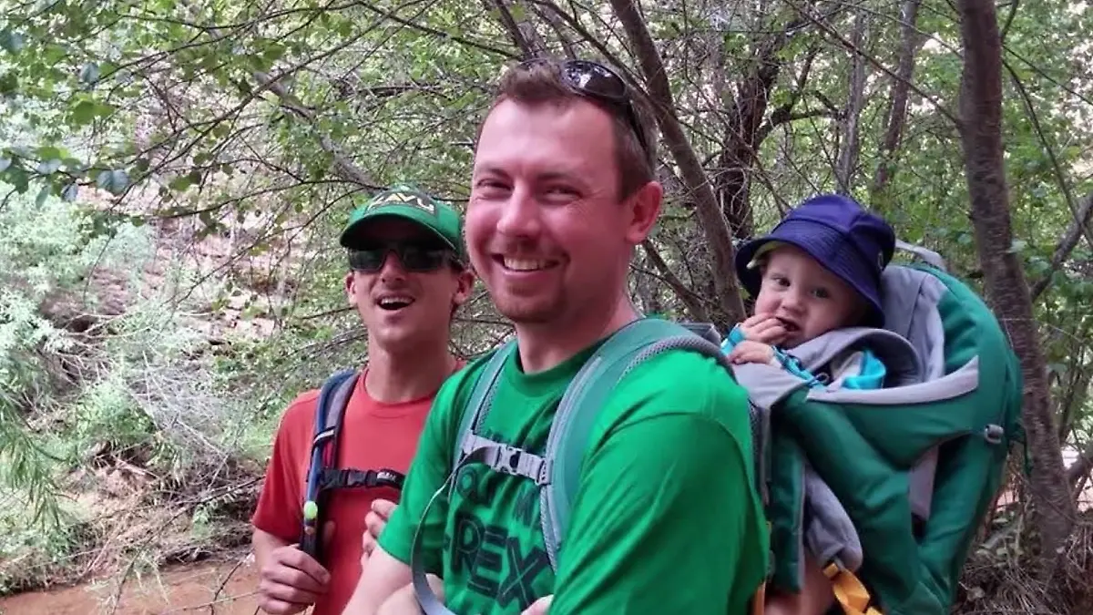 Ian verschwindet in der Wildnis Hawaiis und wird nach drei Tagen gerettet.