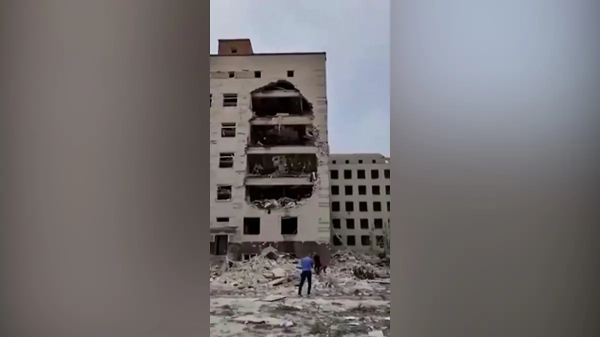 Bei einem Angriff auf die ukrainische Stadt Poltowa kamen mindestens 41 Menschen ums Leben.