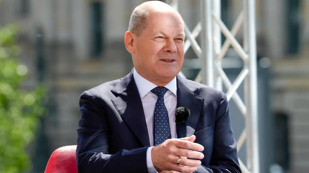 Bundeskanzler Olaf Scholz im Sommerinterview ARD Bundeskanzler Olaf Scholz im Portrait beim ARD Bericht aus Berlin und Sommerinterview 2023, Berlin , 02.07.2023 Berlin Berlin Deutschland *** Federal Chancellor Olaf Scholz in the summer interview ARD Federal Chancellor Olaf Scholz in the portrait at the ARD report from Berlin and summer interview 2023, Berlin , 02 07 2023 Berlin Berlin Germany