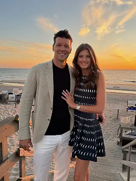 Bild zu: "Sophias Ring sorgt für Wirbel – Hochzeitsgerüchte um Michael Ballack"
