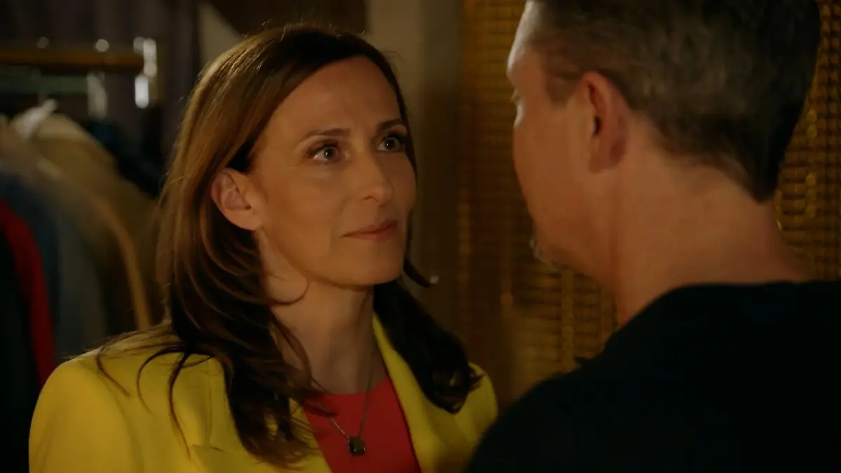 Läuft da was zwischen Katrin und Lars? GZSZ-Folge 8104 vom 05.09.2024 bei RTL+