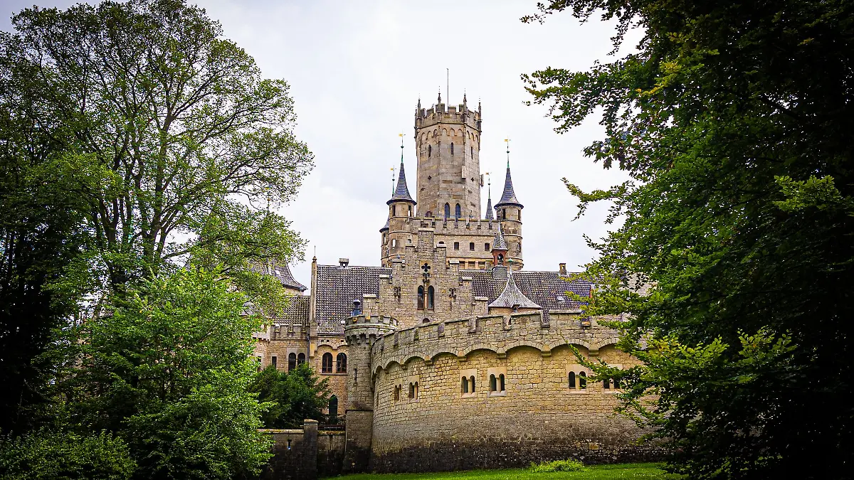 Die Stiftung Schloss Marienburg hat ihren Vorstand entlassen. (Archivbild)
