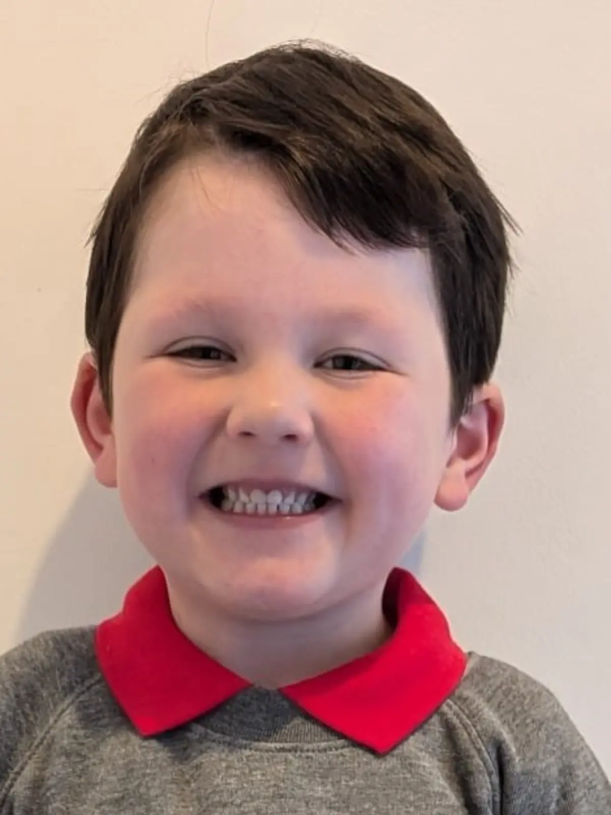 Der kleine Alfie Ganley, der letzte Woche vier Jahre alt geworden wird bald eingeschult. 
