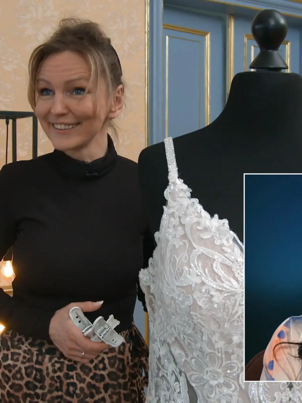 Bild zu: "Claudia setzt beim zweiten Kleid auf Fit and Flare"