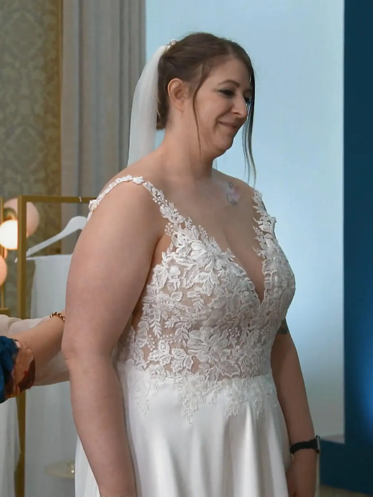 Bild zu: "Daniela lehnt das sechste Kleid ab"