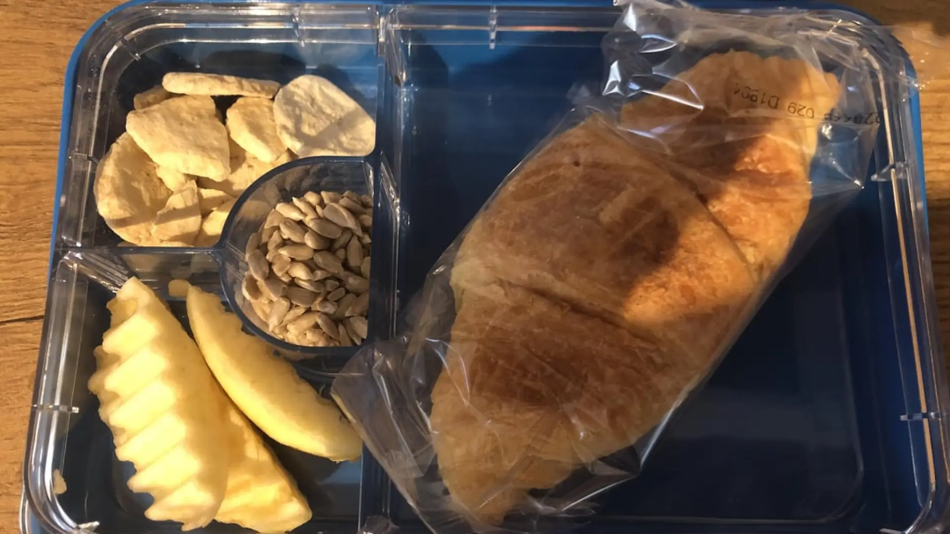 Eine Mutter ärgert sich über einen angeblichen Vorfall im Kindergarten ihres Sohnes.