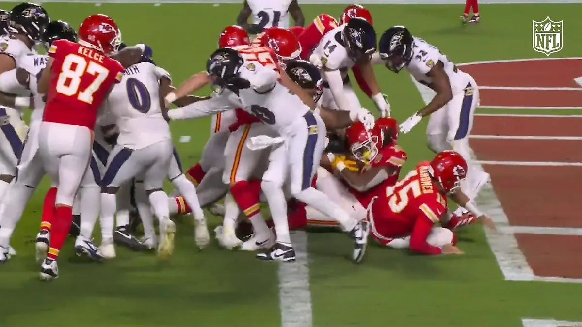 Wusel-Touchdown nach Erbrechen - Pacheco punktet für Chiefs NFL-Saisonauftakt