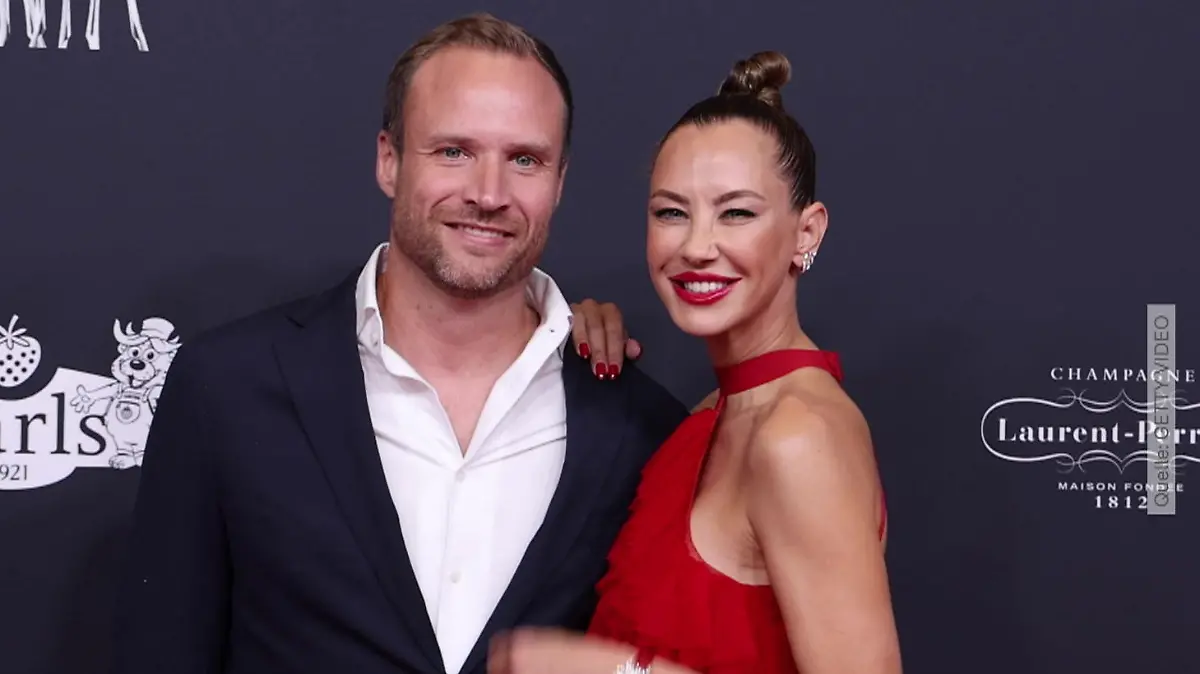 Sandy Meyer-Wölden zeigt sich bei Tribute to Bambi erstmals mit ihrem neuen Freund Alexander Müller.