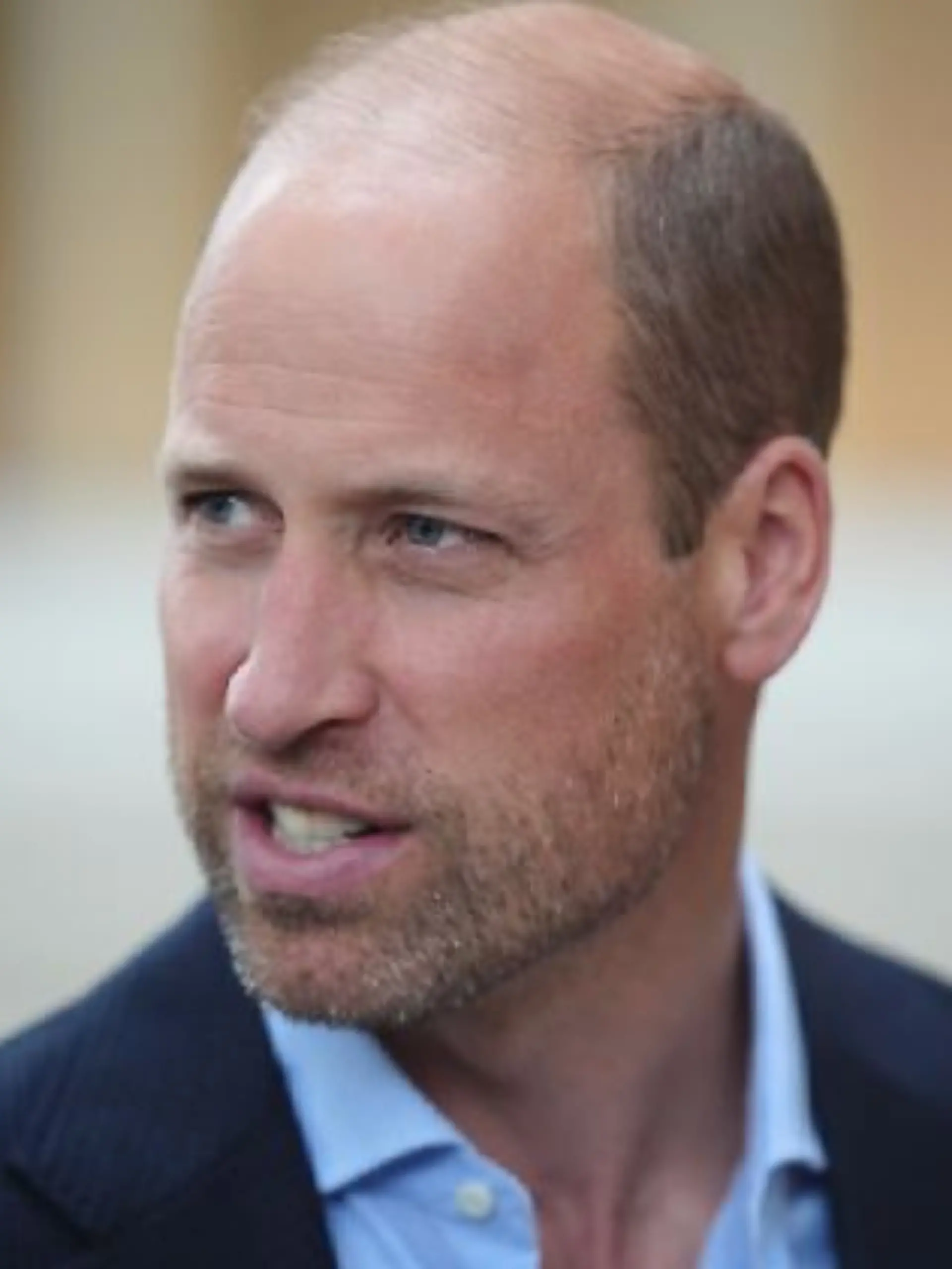 Gut sieht er aus, finden die Fans: Prinz William mit Bart.

