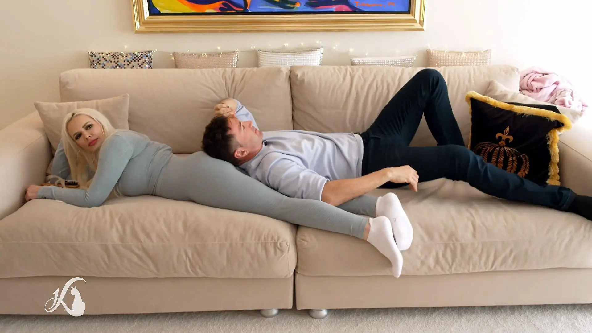 Lieber Couch, statt Romantik am Valentinstag Ein nicht so besonderer Tag