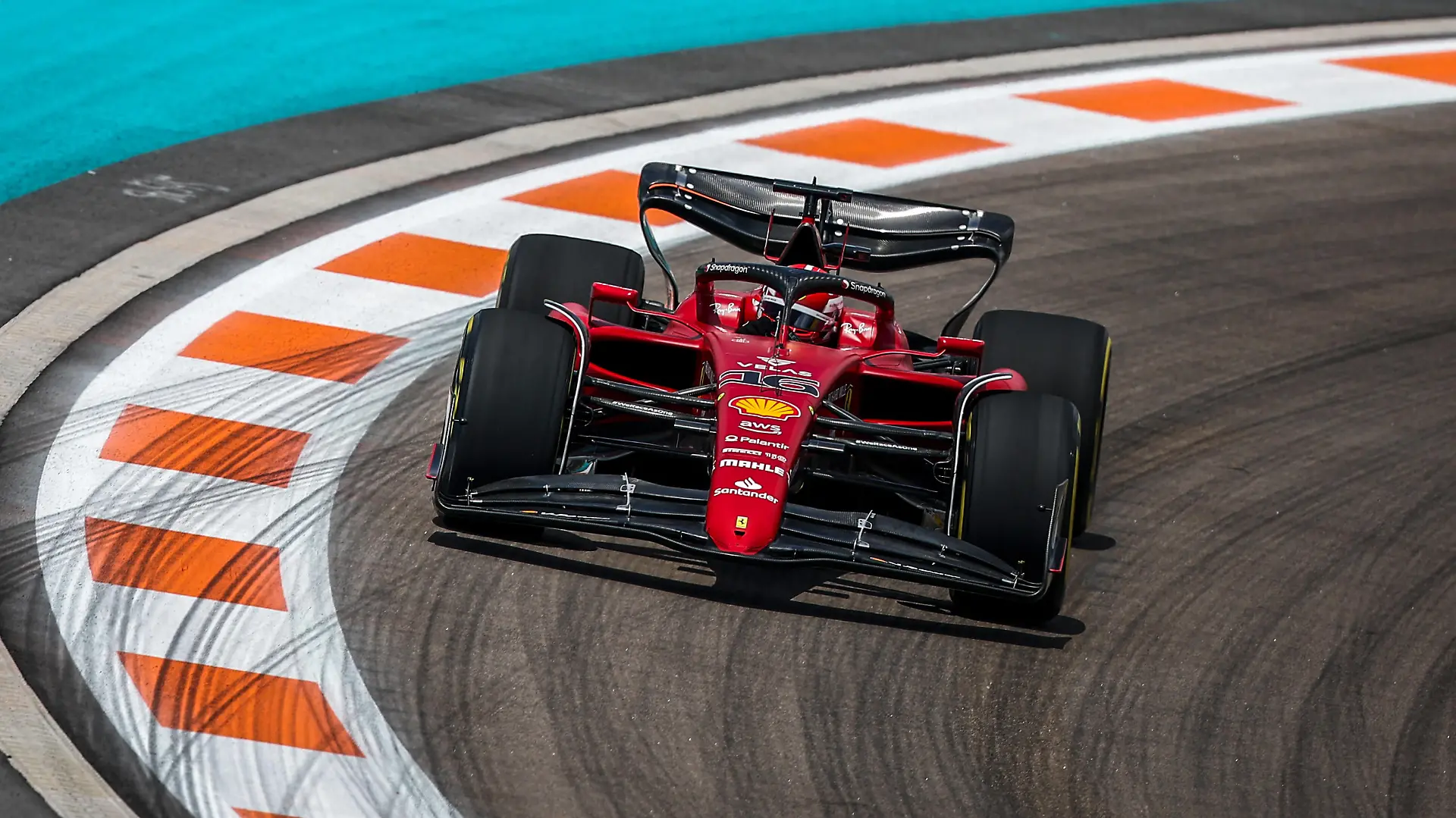 16 LECLERC Charles mco, Scuderia Ferrari F1-75, action during the Formula 1 Crypto.com Miami Grand Prix 2022, 5th round of the 2022 FIA Formula One World Championship, WM, Weltmeisterschaft on the Miami International Autodrome, from May 6 to 8, 2022 in Miami Gardens, Florida, United States of America - F1 - MIAMI GRAND PRIX 2022 DPPI/Panoramic PUBLICATIONxNOTxINxFRAxITAxBEL GOOD6998