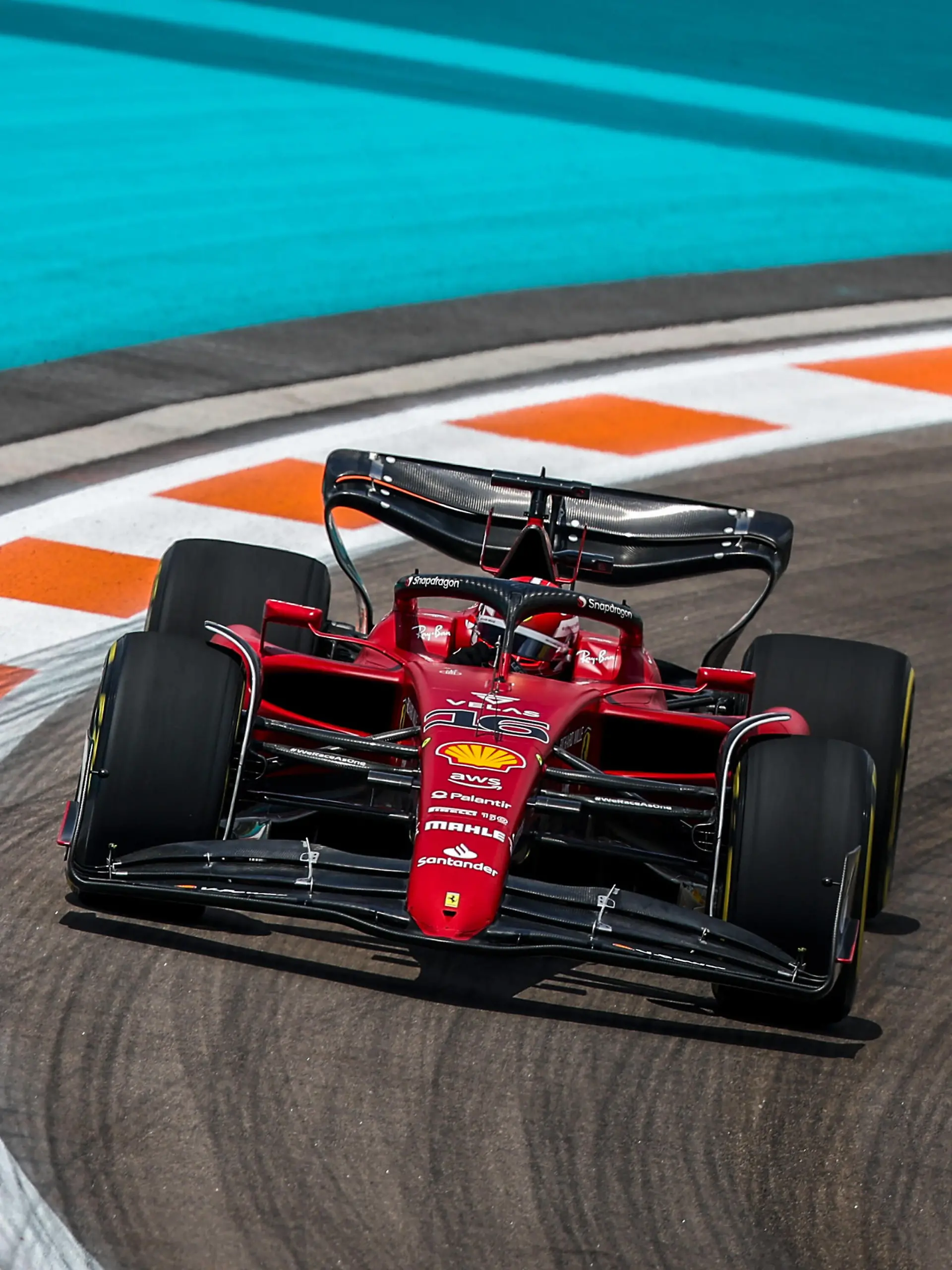  16 LECLERC Charles mco, Scuderia Ferrari F1-75, action during the Formula 1 Crypto.com Miami Grand Prix 2022, 5th round of the 2022 FIA Formula One World Championship, WM, Weltmeisterschaft on the Miami International Autodrome, from May 6 to 8, 2022 in Miami Gardens, Florida, United States of America - F1 - MIAMI GRAND PRIX 2022 DPPI/Panoramic PUBLICATIONxNOTxINxFRAxITAxBEL GOOD6998