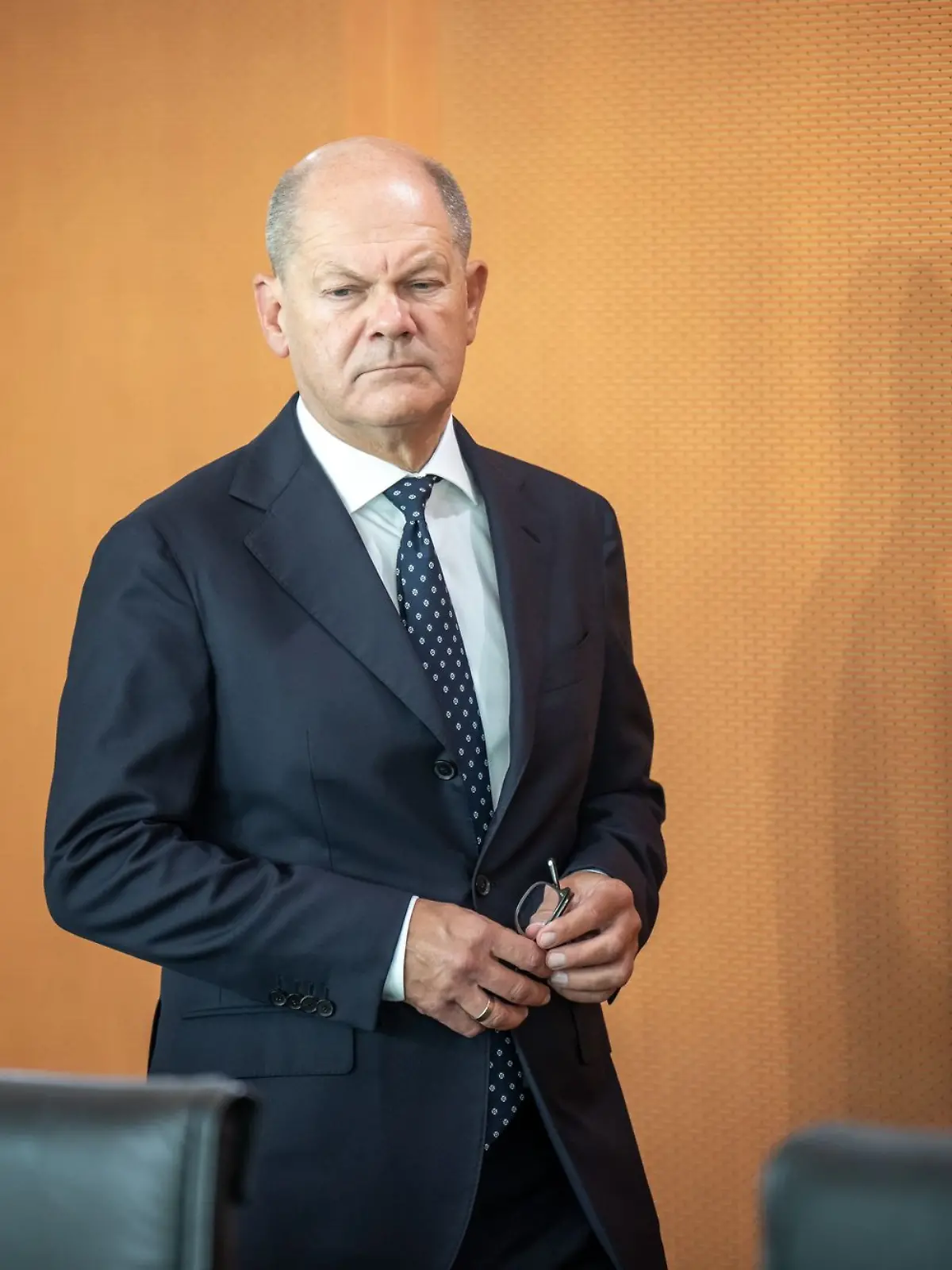 Bild zu: "Steuerzahler sollen für teure Luxus-Stühle im Kanzleramt blechen"