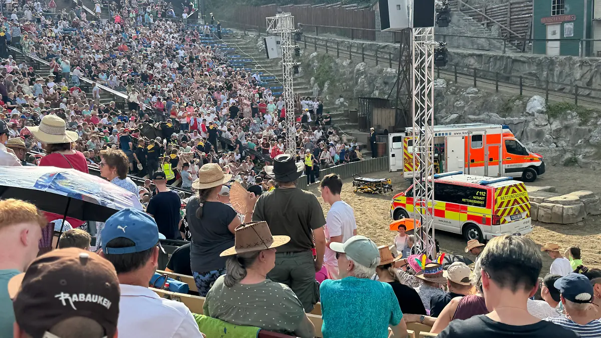 Tragischer Vorfall während der Karl-May-Spiele in Bad Segeberg.