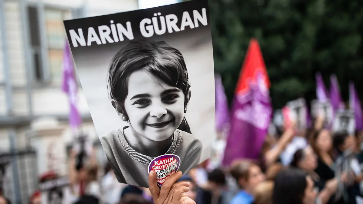 In vielen türkischen Städten, wie hier in Istanbul, kommt es nach dem Tod der achtjährigen Narin zu Demonstrationen.