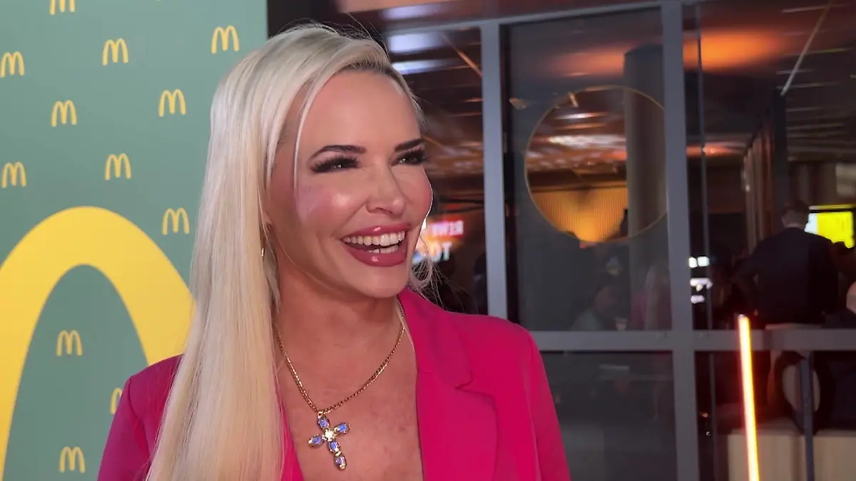 Die Katze will "kleinere Hörner"aber ... Neue Proportionen