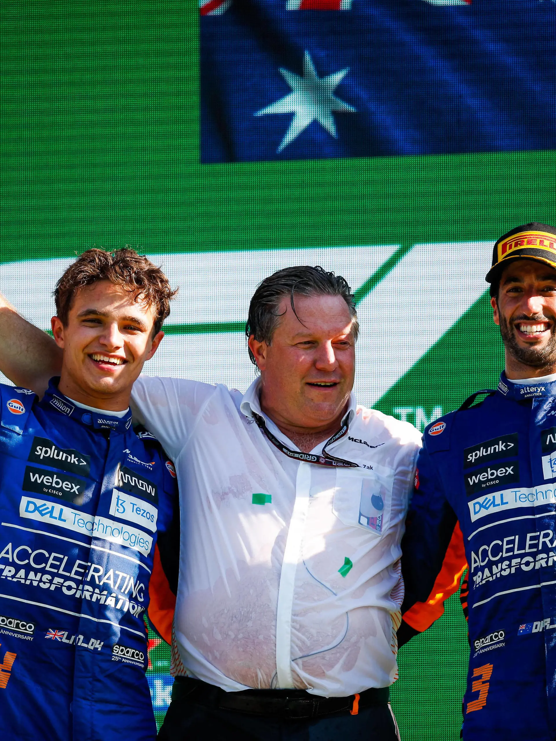  NORRIS Lando gbr, McLaren MCL35M, BROWN Zak usa, Chief People & IT Officer of McLaren Racing, RICCIARDO Daniel aus, McLaren MCL35M, podium during the Formula 1 Heineken Gran Premio D italia 2021, Italian Grand Prix, 14th round of the 2021 FIA Formula One World Championship, WM, Weltmeisterschaft from September 9 to 12, 2021 on the Autodromo Nazionale di Monza, in Monza, Italy FORMULE 1 : Grand prix d Italie - Monza - 12/09/2021 DPPI/Panoramic PUBLICATIONxNOTxINxFRAxITAxBEL 20210912_GOODEN__GO02553