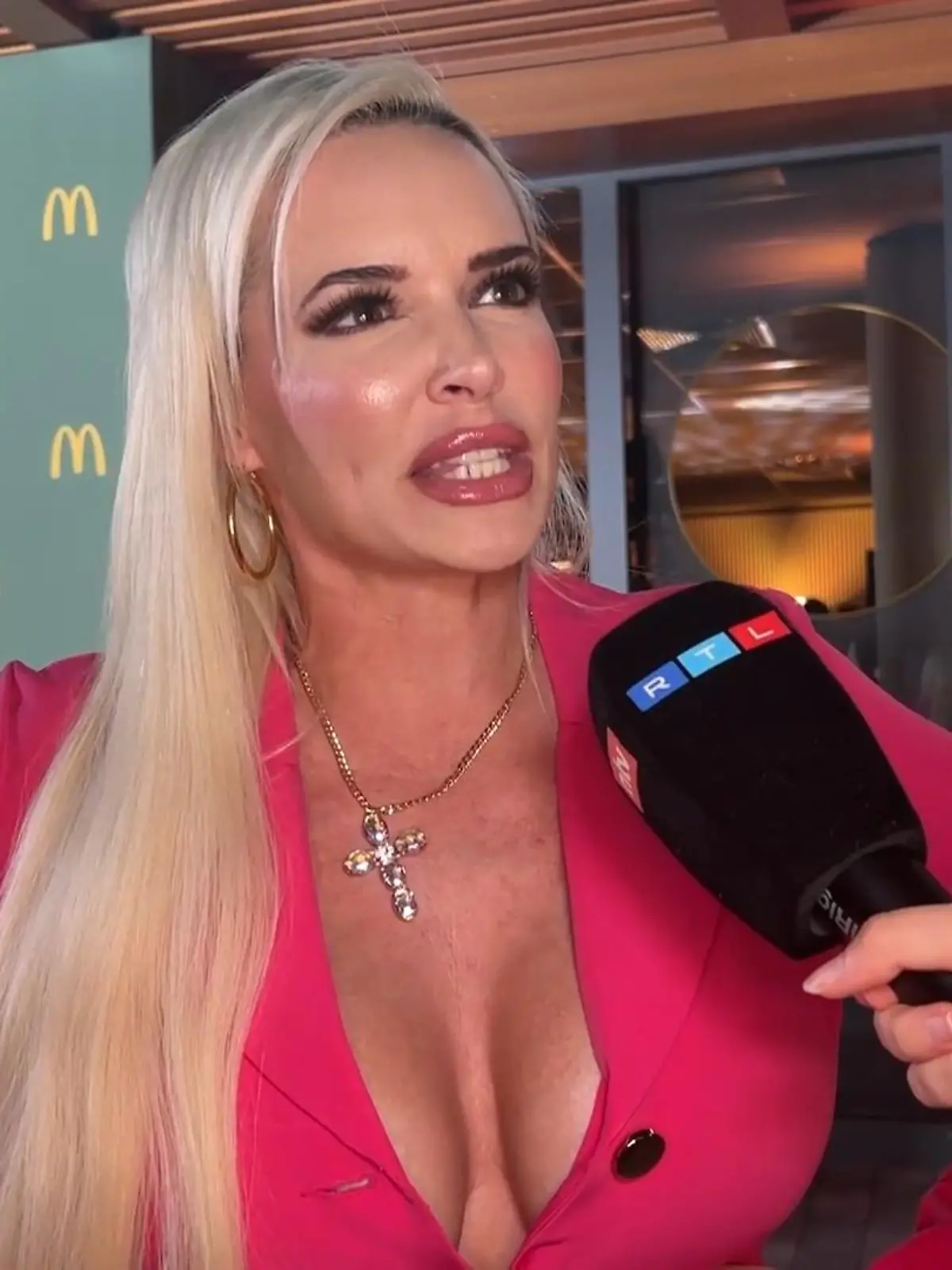 Daniela Katzenberger will kleinere Brüste haben. 