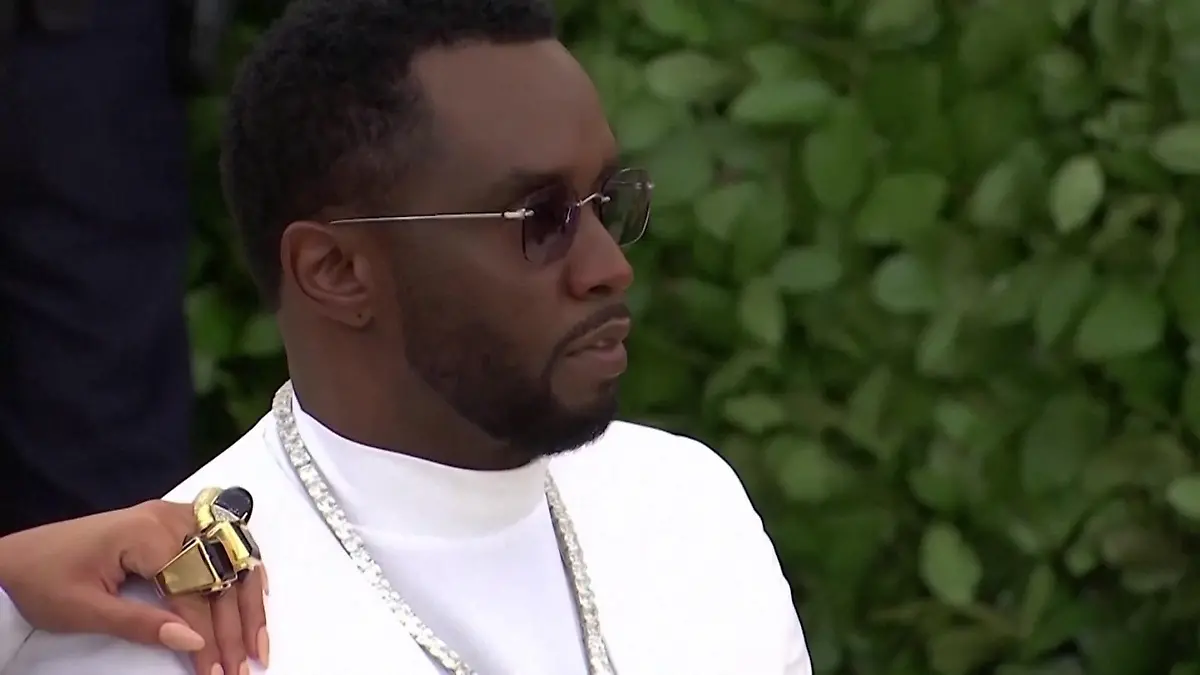US-Rapper P. Diddy muss jetzt richtig blechen! Weil er nicht vor Gericht erschienen ist