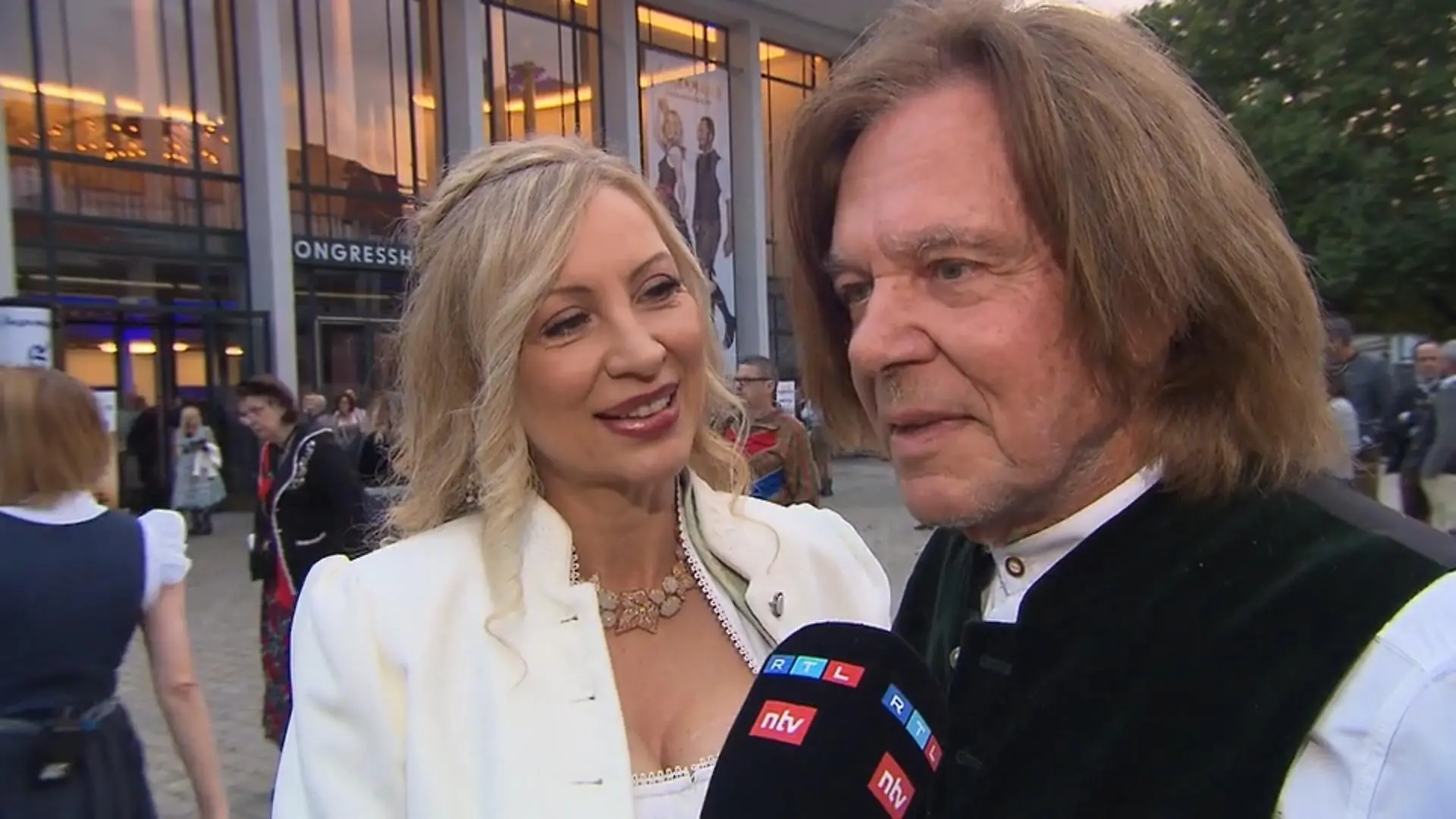 Ramona und Jürgen Drews im RTL-Interview.