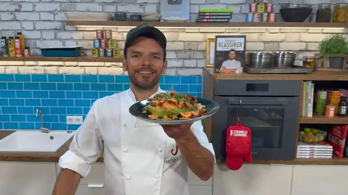 Hensslers schnelle Nummer: Rezept für Bolognese auf Salat