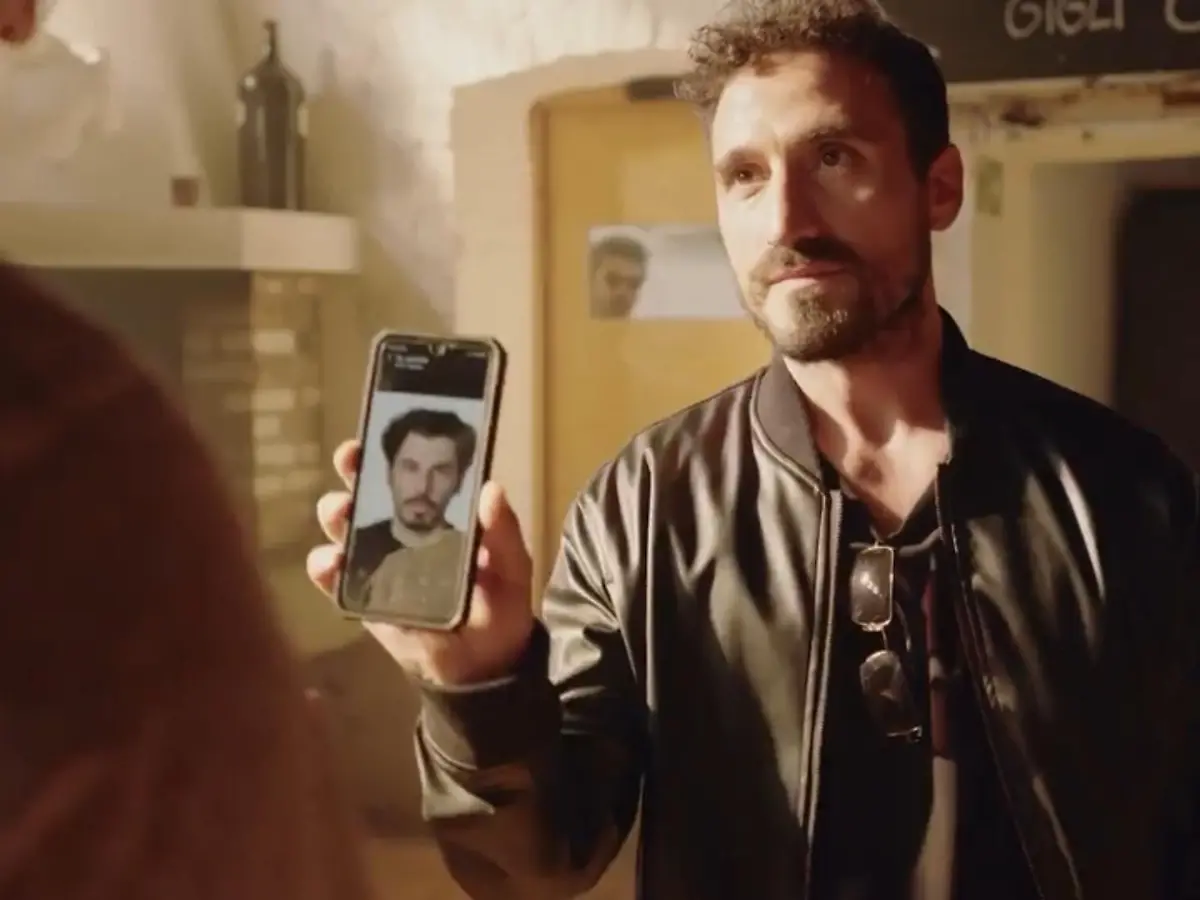 AWZ-Folge vom 24.09.24 auf RTL+: Ein fremder Mann ist auf der Suche nach Matteo