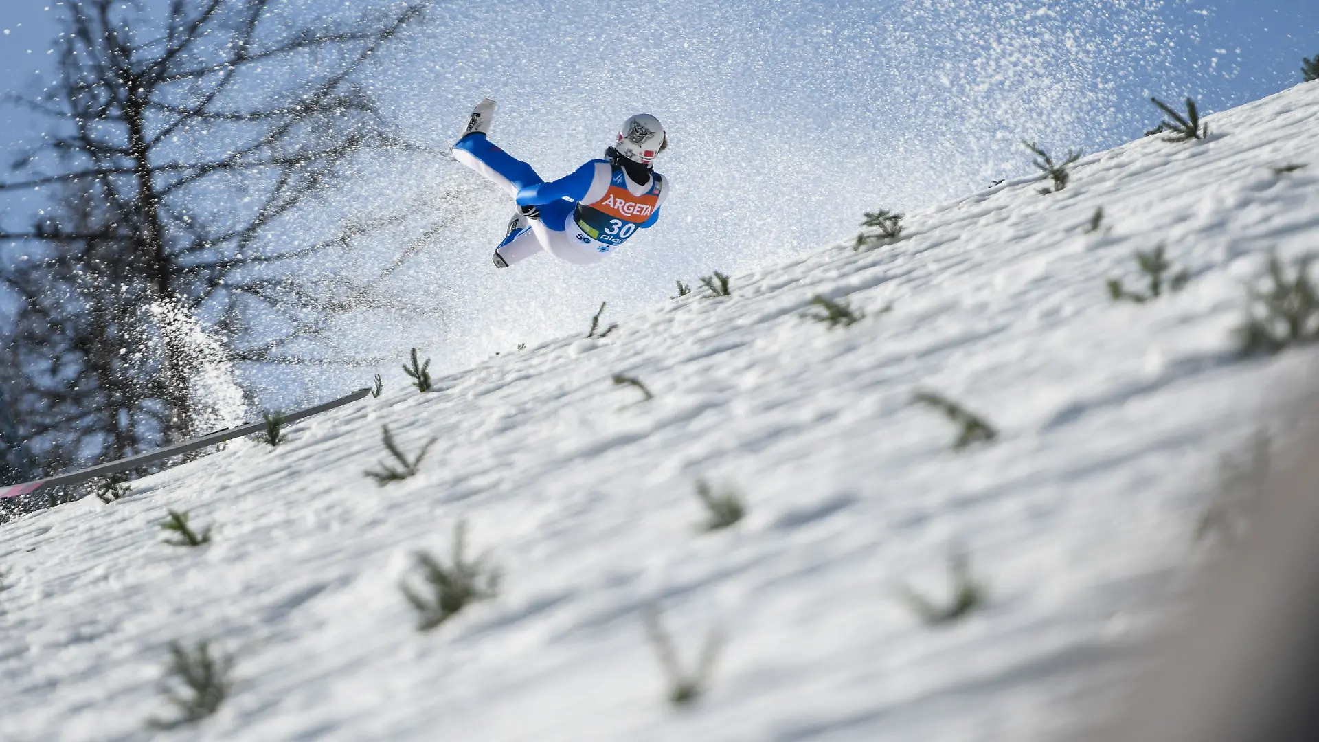 Daniel-André Tande stürzte 2021 in Planica schwer.