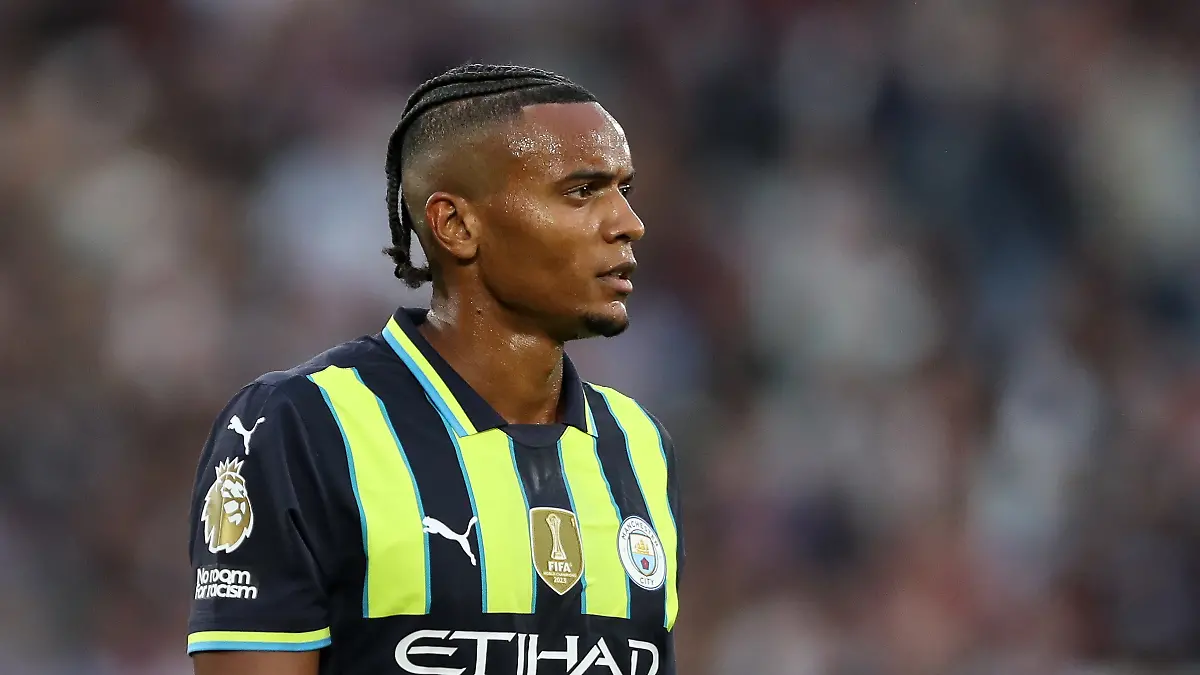 Manuel Akanji wechselte 2022 von Borussia Dortmund zu Manchester City.