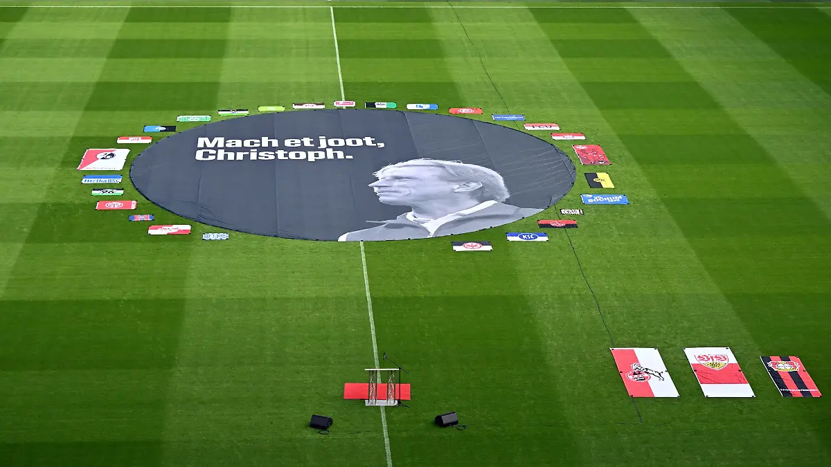 Für Christoph Daum fand am Donnerstag die Trauerfeier im Kölner Stadion statt.