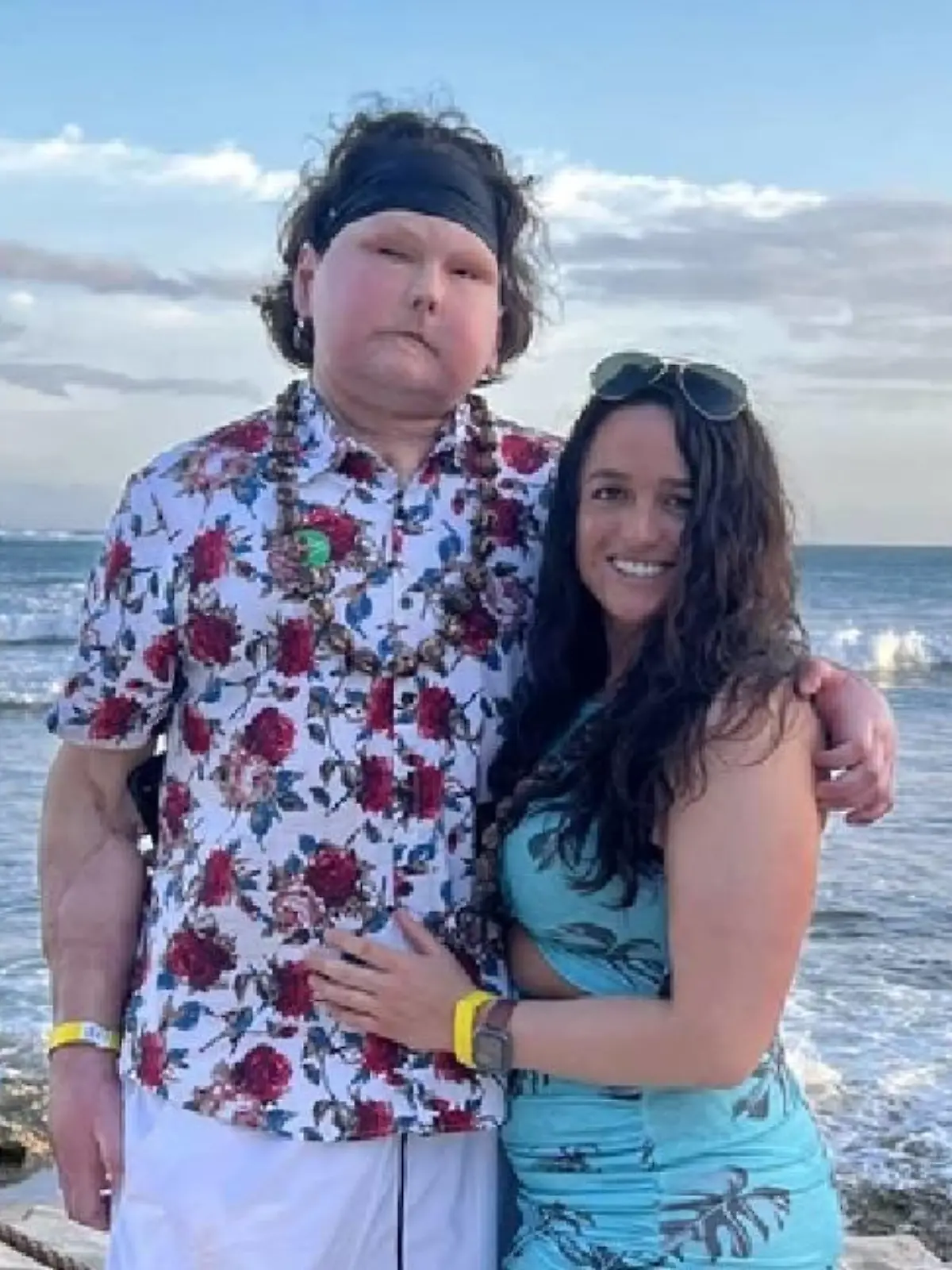 Joe DiMeo (24) und seine Freundin Jessica Koby am Strand.