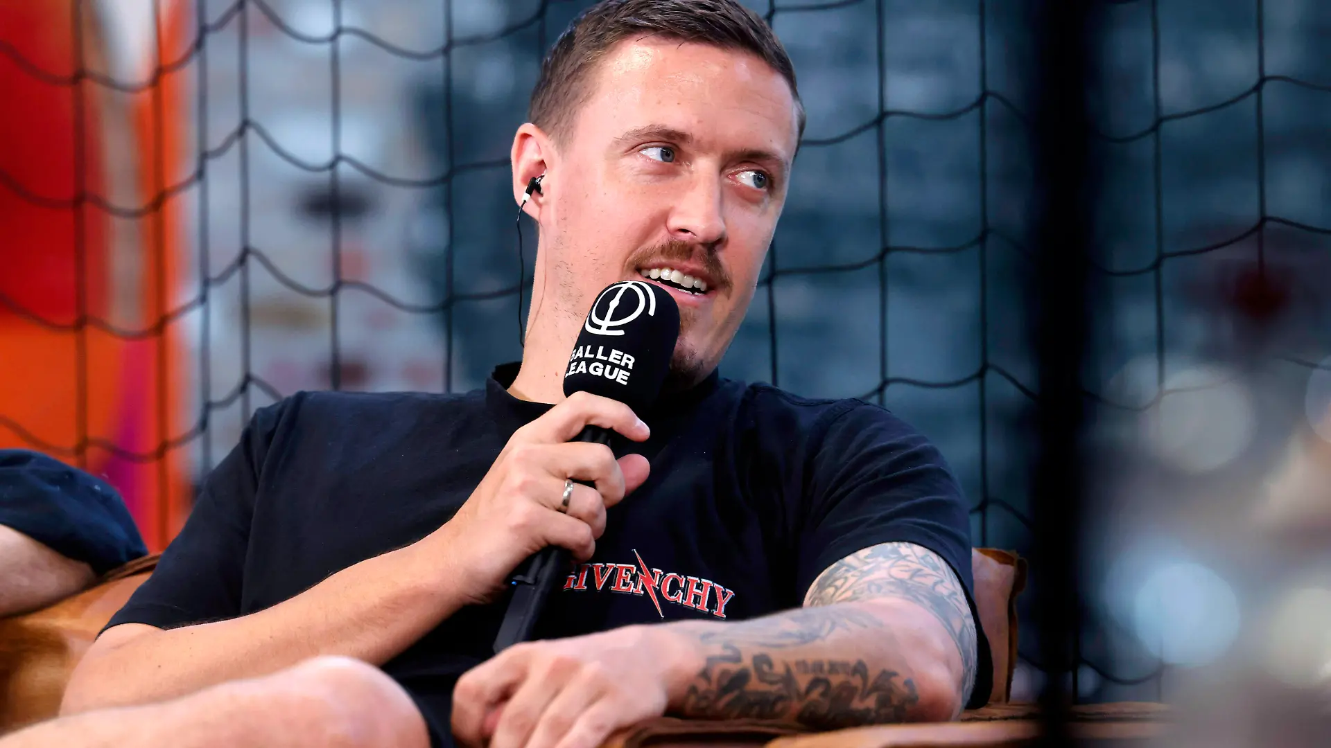 Ex-Fußballprofi Max Kruse, Team-Owner des Team Hollywood United, bei der Baller League in der Motorworld. 