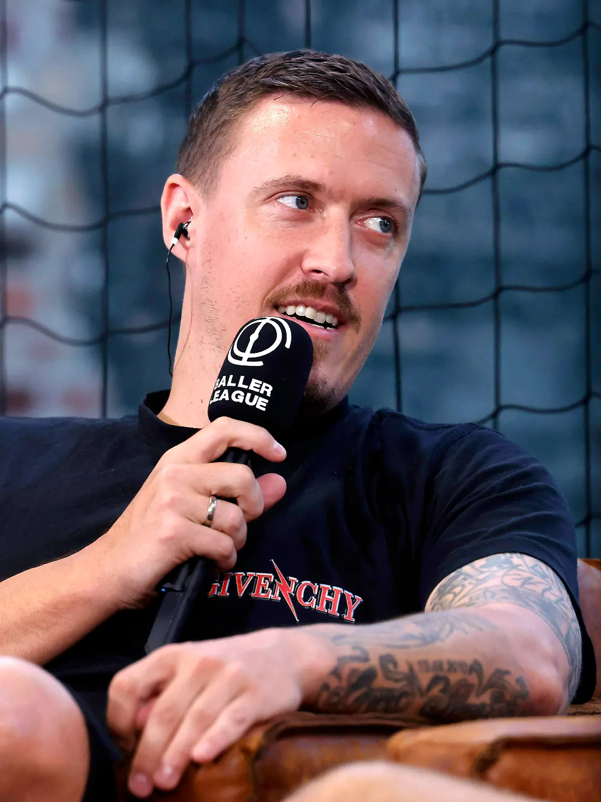 Ex-Fußballprofi Max Kruse, Team-Owner des Team Hollywood United, bei der Baller League in der Motorworld. 