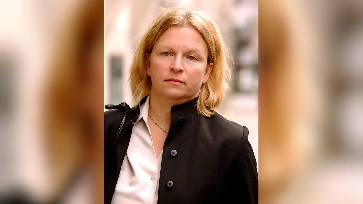 Dena Thomposon am Tag als sie schuldig gesprochen wurde.