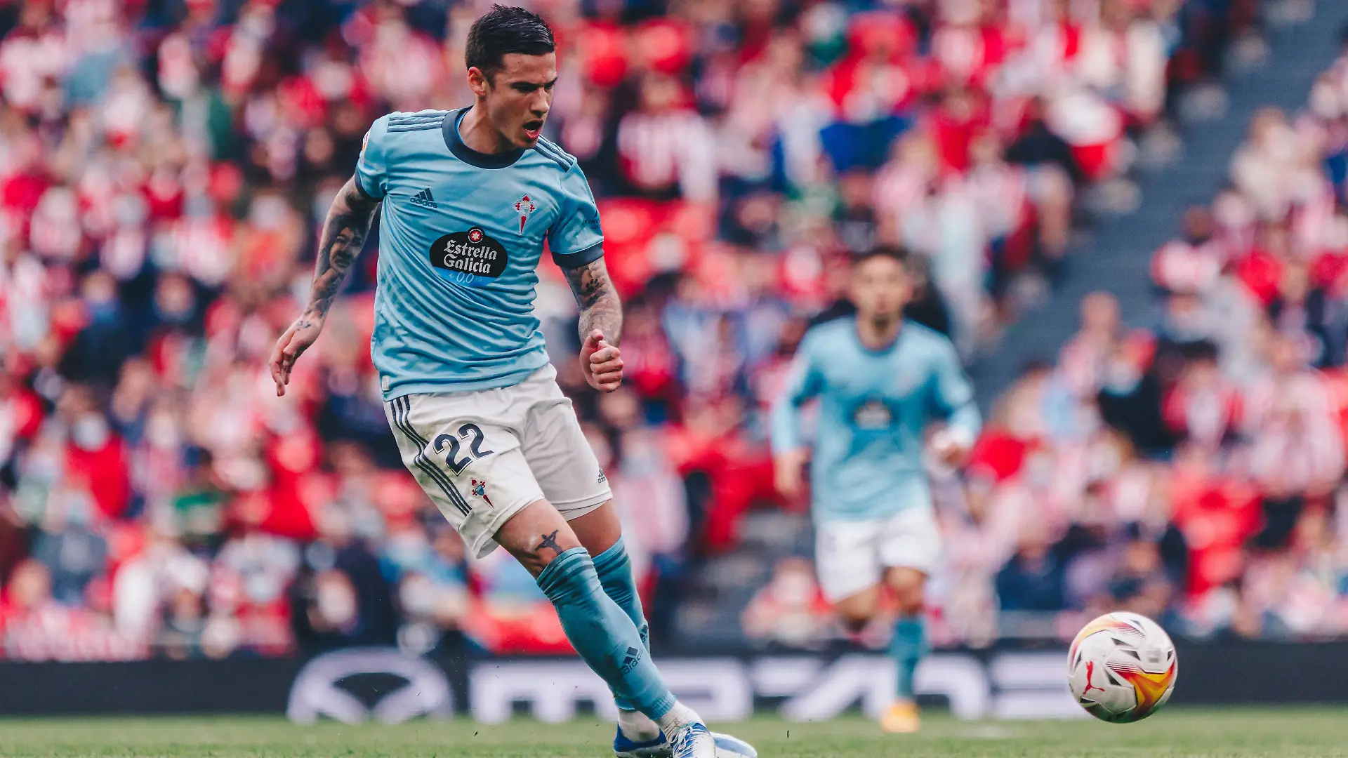 April 17, 2022, Bilbao, Basque Country, Spain: SANTI MINA 32 of Celta during the La Liga Santander match between Athletic Club and Celta de Vigo at San Mames stadium. Bilbao Spain - ZUMAf312 20220417_znp_f312_027 Copyright: xEduxDelxFresnox