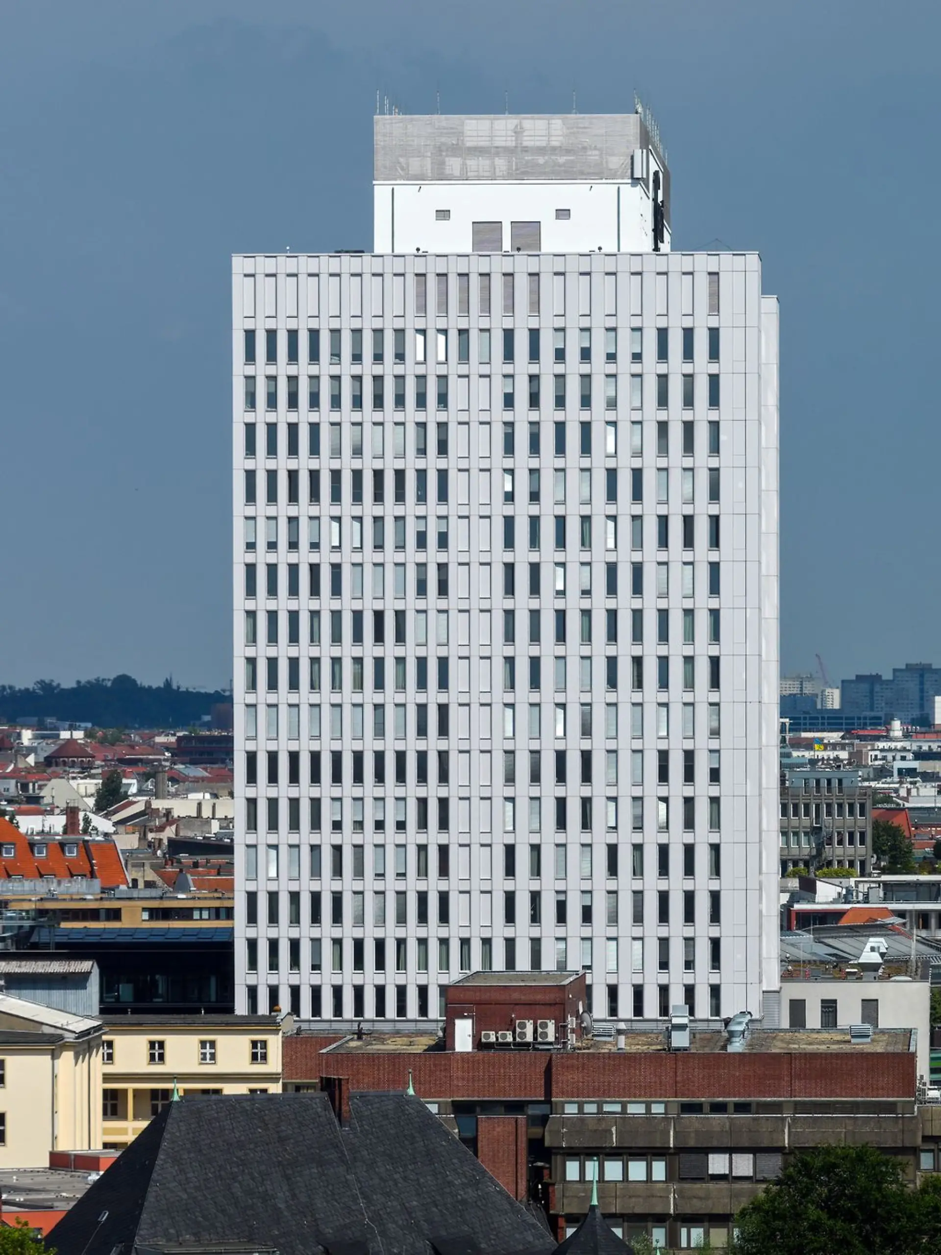 Bild zu: "Verdacht auf Vergiftung - Frau auf Isolierstation der Berliner Charité"