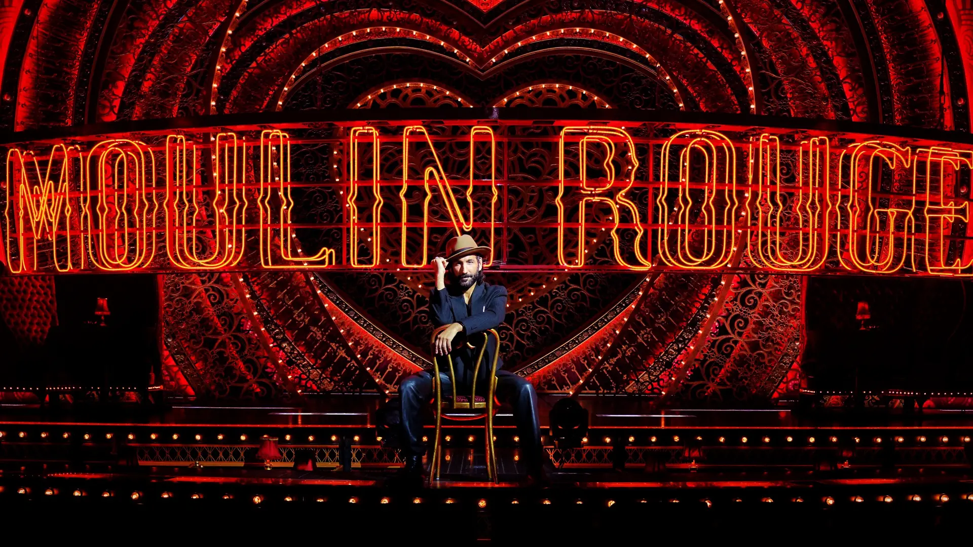 Massimo Sinató steht jetzt bei Moulin Rouge auf der Bühne.