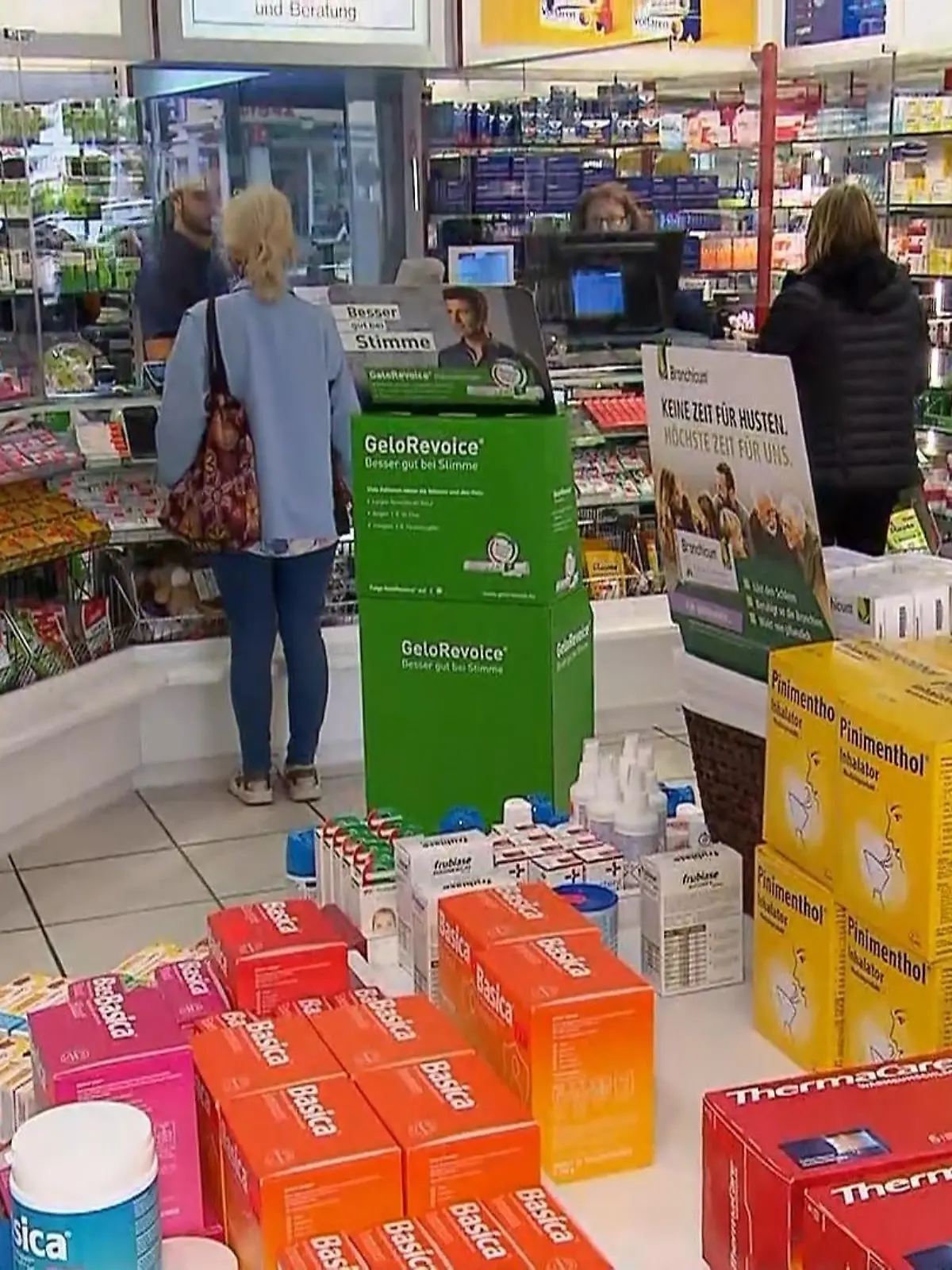 Bild zu: "Apotheker schlagen Alarm"