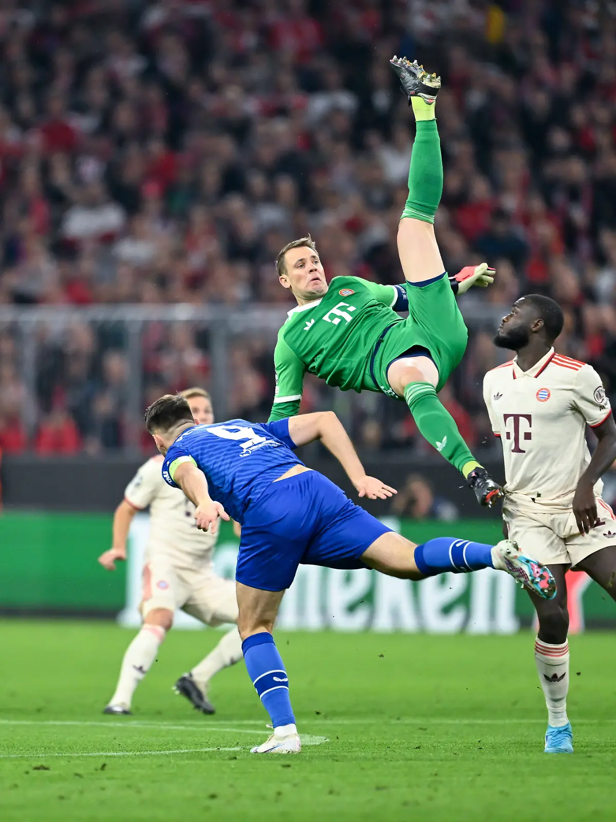 Bild zu: "Diese Neuer-Aussagen werden ALLE Fans freuen!"